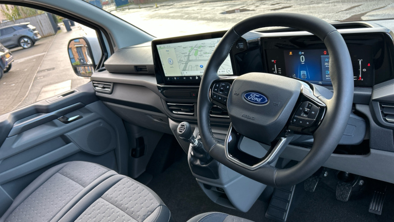 Ford Tourneo Custom 320 L1 Diesel Fwd 2.0 EcoBlue 136ps H1 Titanium 8 seater Auto